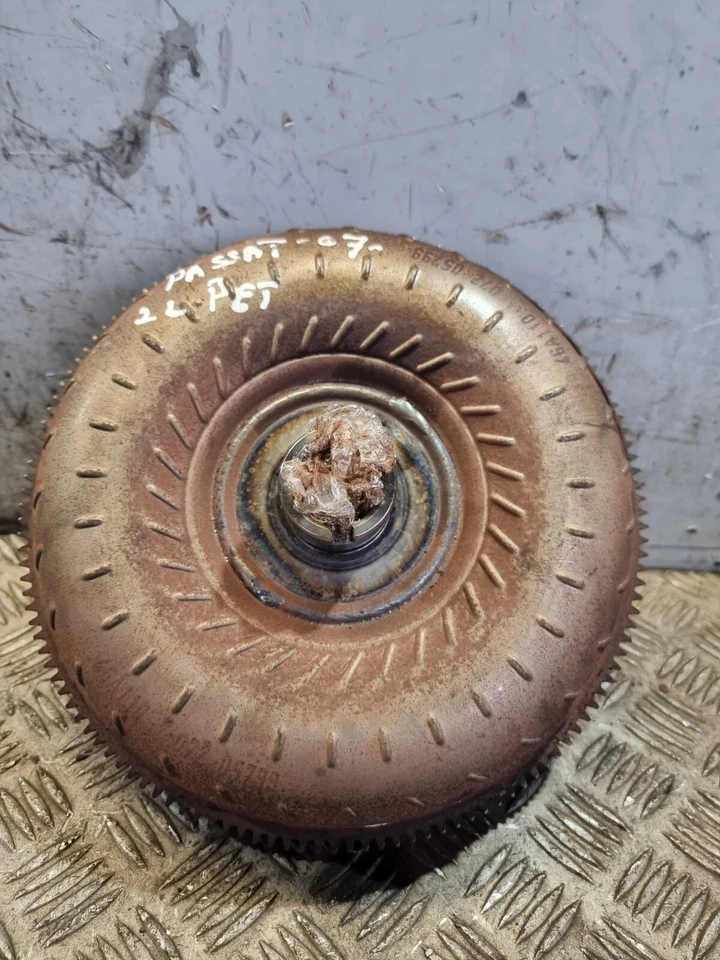 VW PASSAT TORQUE CONVERTOR 07205799 2.0L PETROL AUTO SPORT SALOON 2007 - Image 4 of 4