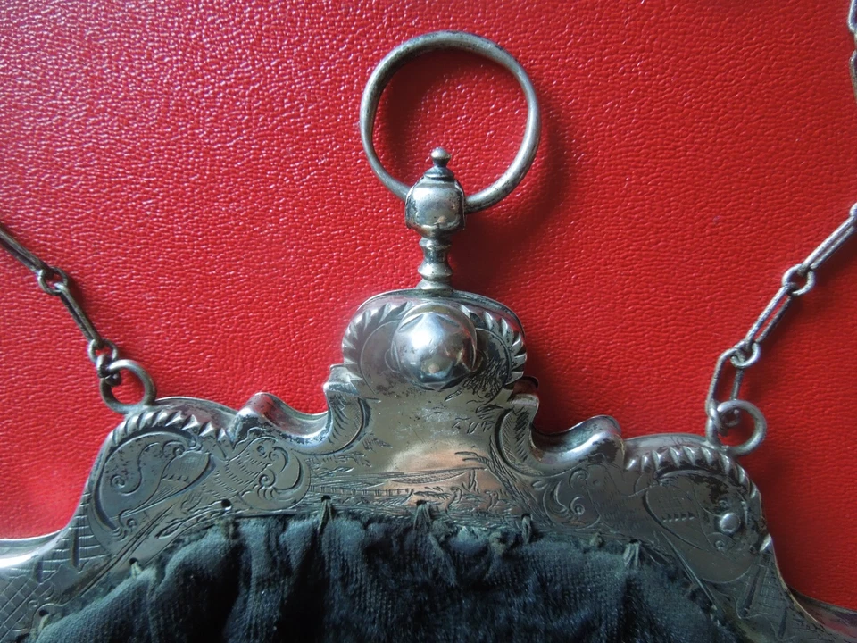 J6972 ANTIGUO MONEDERO/BOLSO HOLANDÉS PLATA MACIZA PESO TOTAL 176 GR VER DESCRIPCIÓN Foto 3 de 4