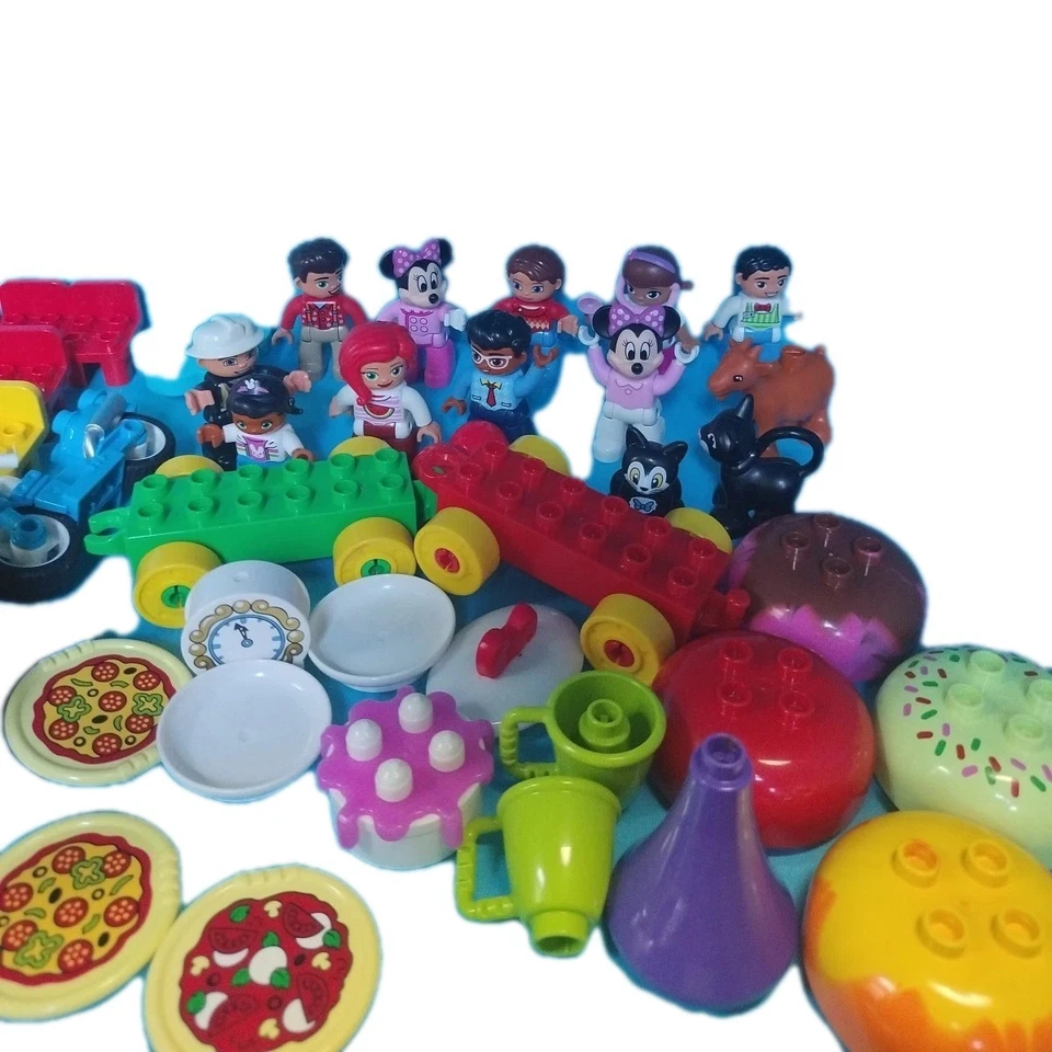 LEGO Duplo 246-Piece Mix Lox Figures Cat Food Furniture Blocks  Frozen Case Toy - Image 2 of 4