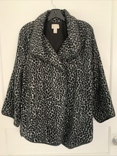 Chico  s 2 Long Sleeve Leopard Print Jacket Black/Gray Wide Collar Snap Closure
