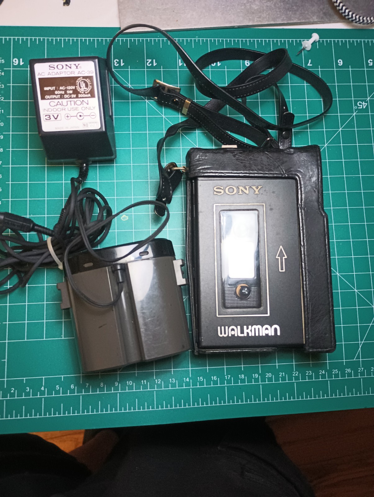 Sony WM3 Walkman Fully Functional Complete Set with Accessories  