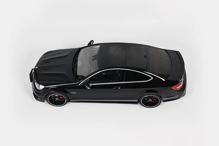 GT SPIRIT 1:18 Mercedes Benz C63 AMG EDITION 507 coche modelo CLDC029 Foto 2 de 4