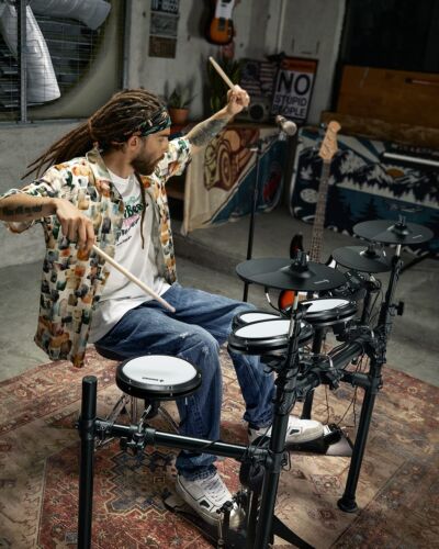 Donner DED-200 Electric Drum Kit Set Quiet Mesh Pads Dual Zone Snare 450+ Sounds - Picture 11 of 16