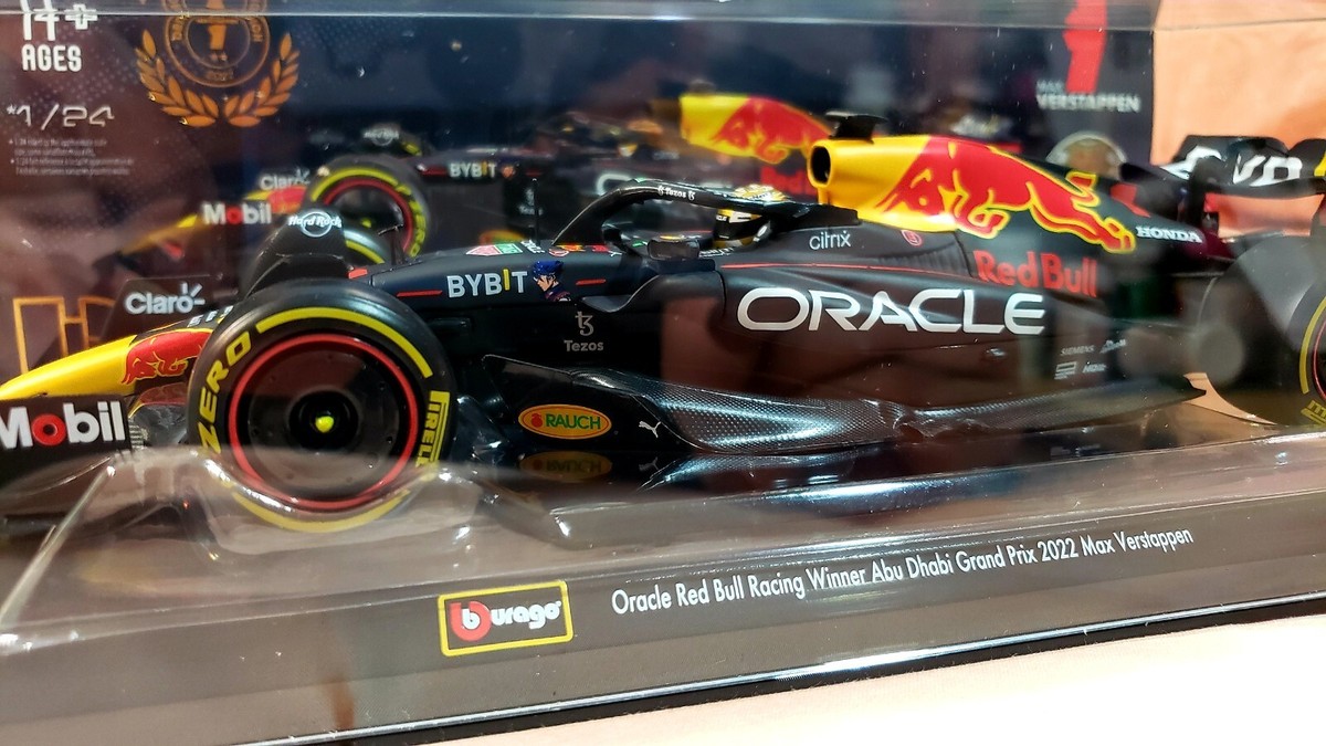 Bburago 1/24 Oracle Red Bull F1 RB18 Max Verstappen 2022 Formula 1