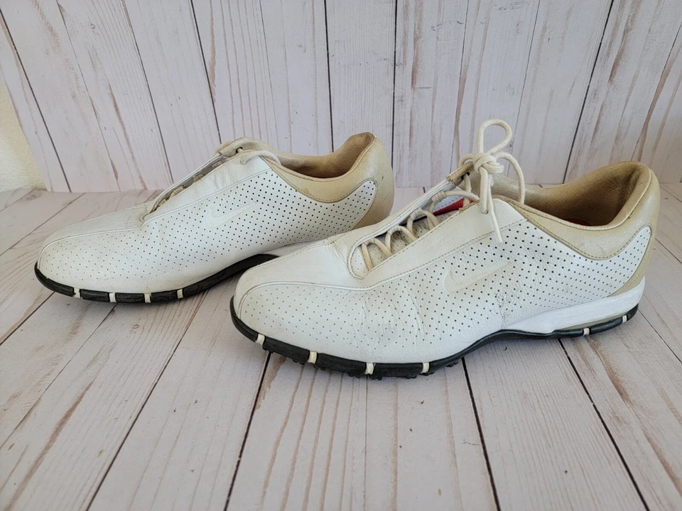 Zapatos de golf Nike Air para mujer blancos 313470-121 talla US 9 rendimiento deportivo con cordones Foto 4 de 4