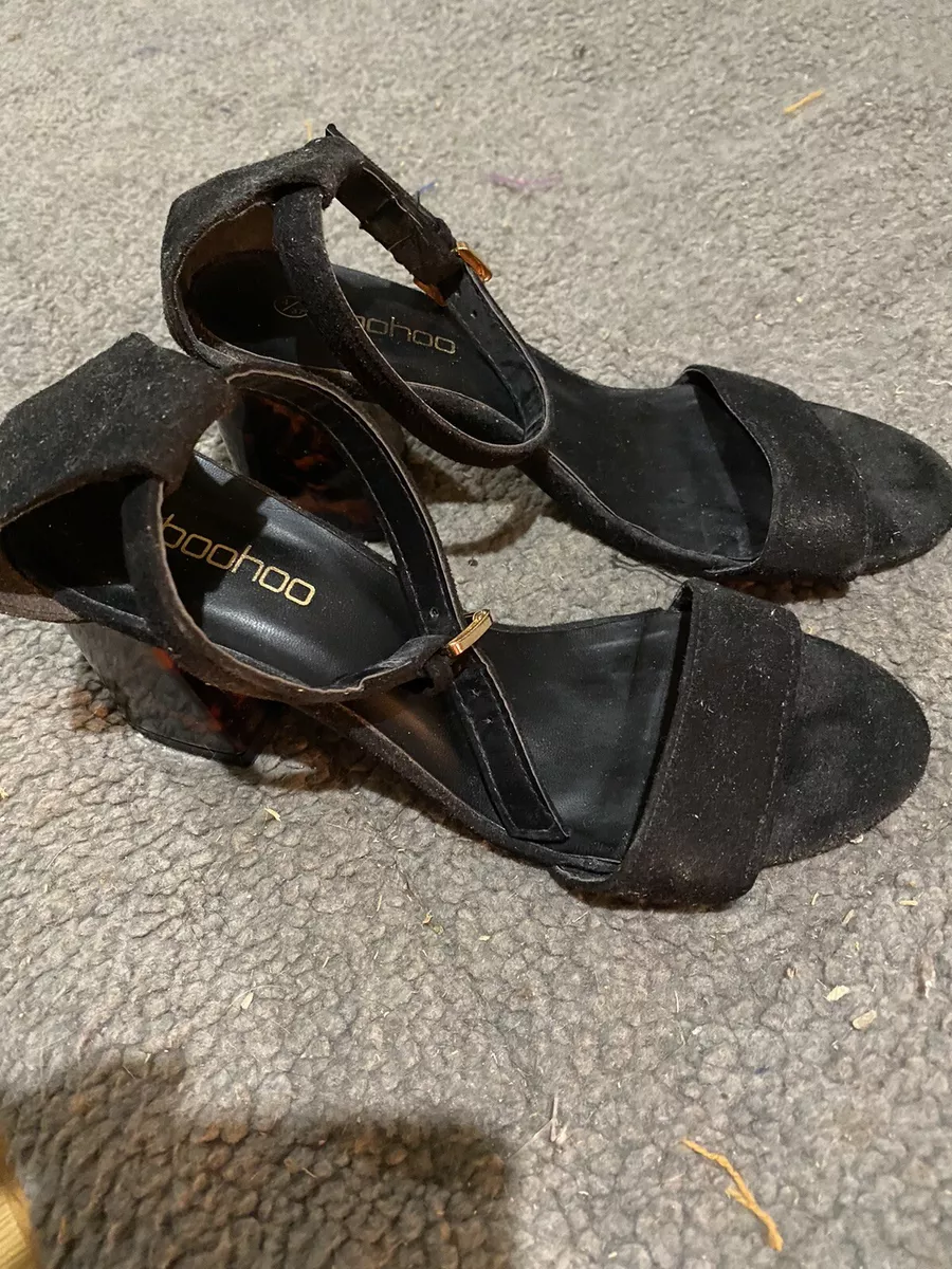 Black block heels size 4 2025