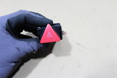 Warnblinkschalter 6N0953235 / 7D0953235 / 6N0953235C VW Lupo 6X Bj,2000