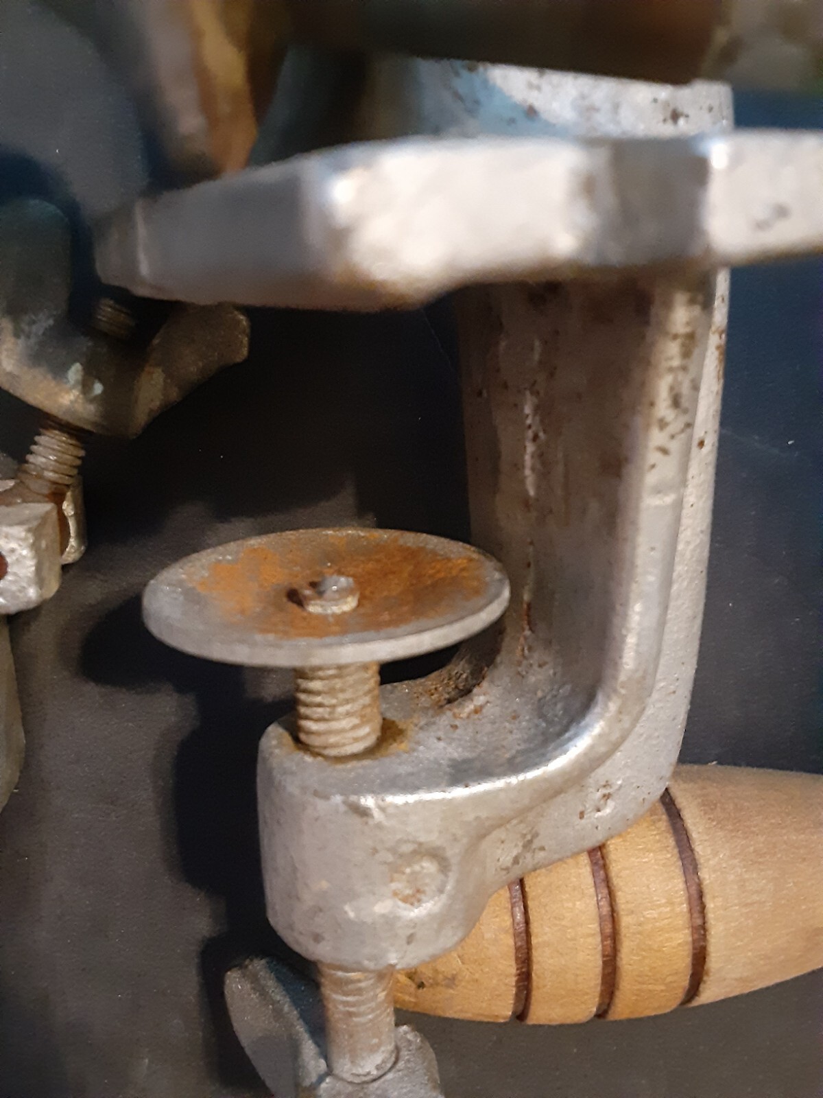 ESTRELLA Corona Hand Crank Manual Flour Mill Grinder Grain Corn Wheat