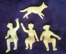 VINTAGE ROY ROGERS CHUCKWAGON FIGURES