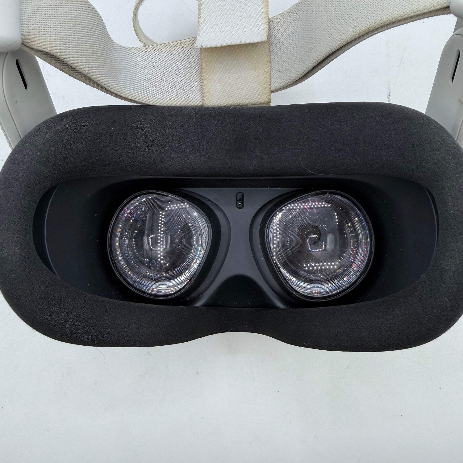 Meta Quest 2 128GB Standalone All-in-One VR Headset KW49CM Unit Only