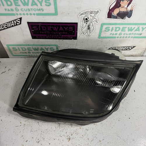 Lamborghini Diablo 1990-1996 Front Left Headlight Photo - $250
