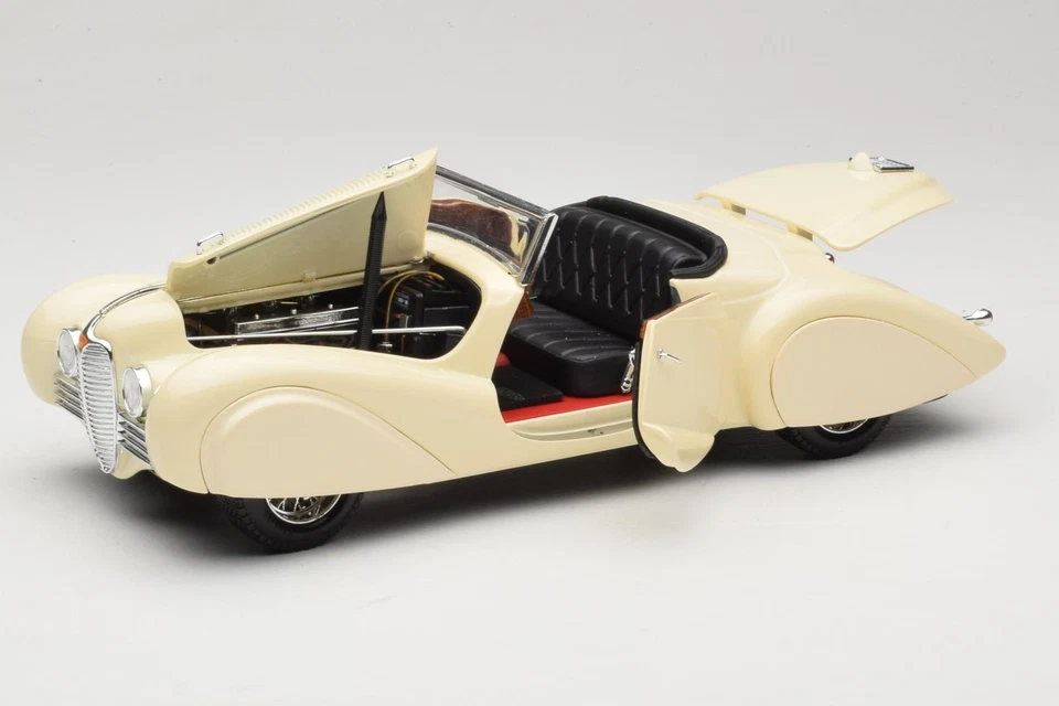 68580 Delahaye Cabriolet Cream Guiloy 1:18 - Immagine 2 di 4