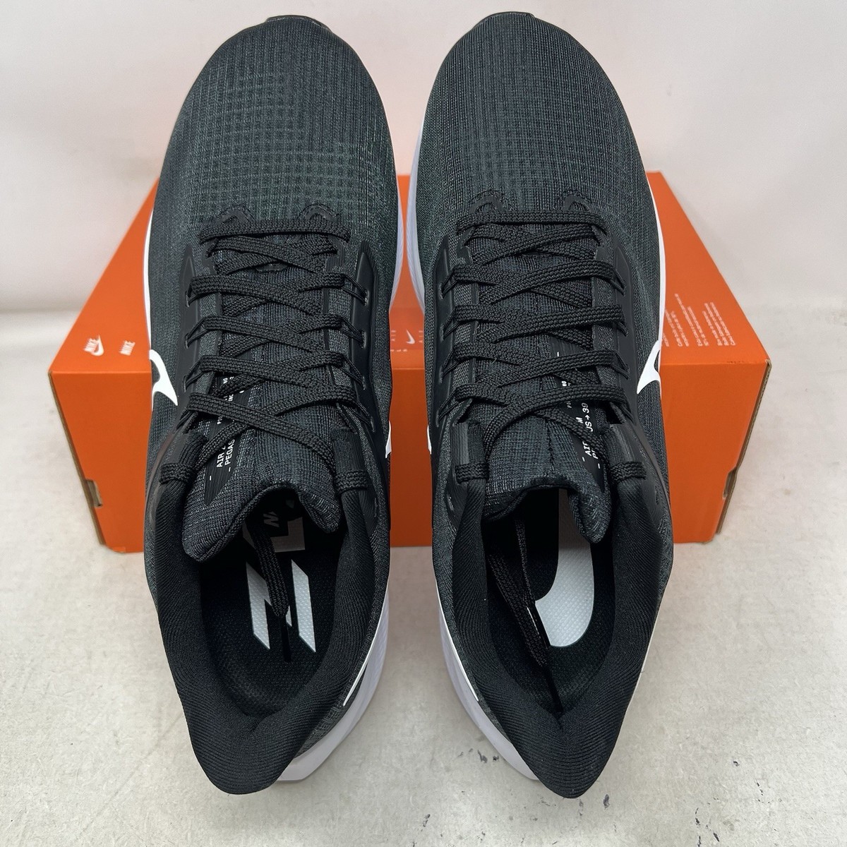 Nike Air Zoom Pegasus 39 Black White Men