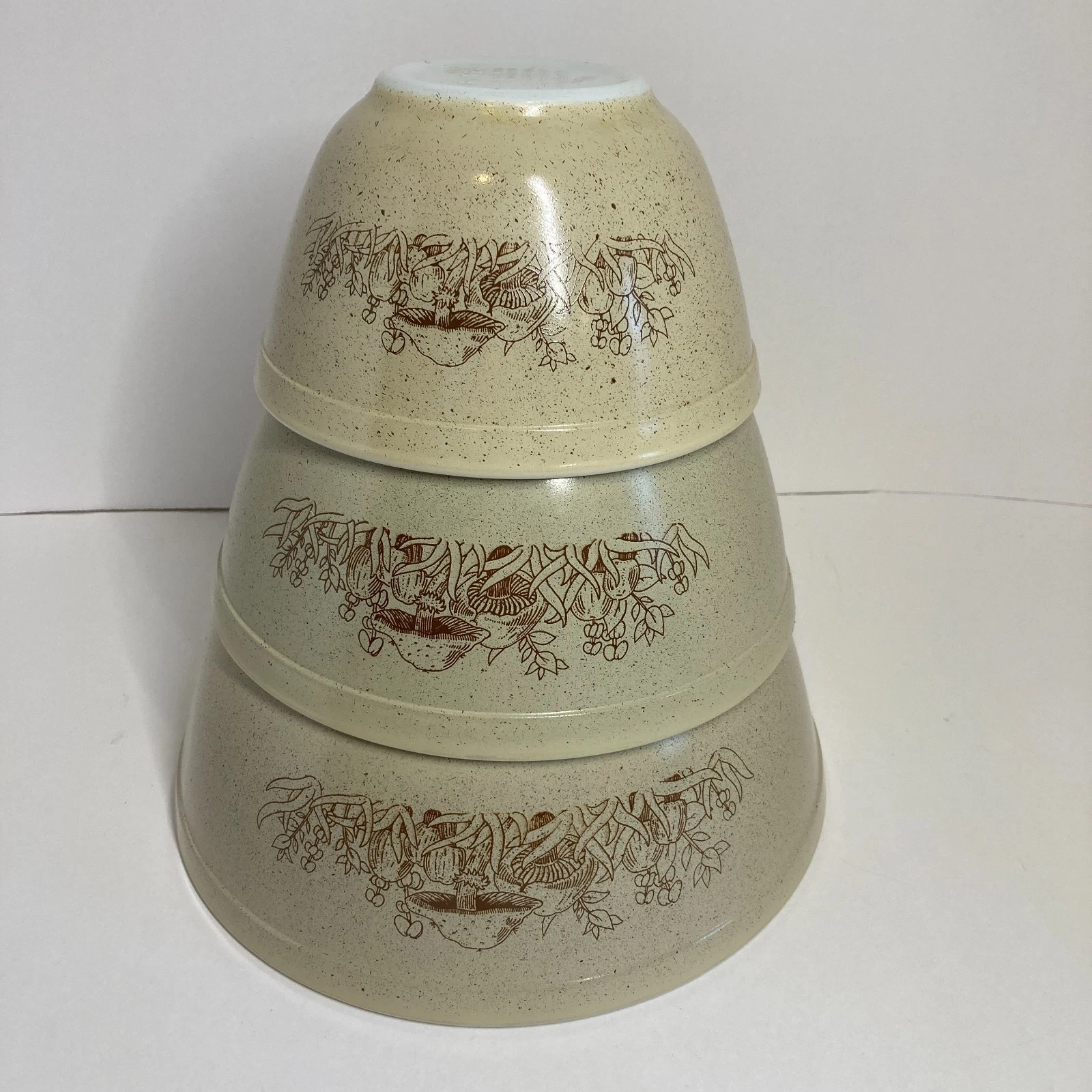 Vintage Pyrex Forest Fancies Mushroom #403 #402 #401 Nesting Mixing Bowls Set 3