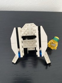 Vintage LEGO Space Futuron Strategic Pursuer 6848 Complete With Manual