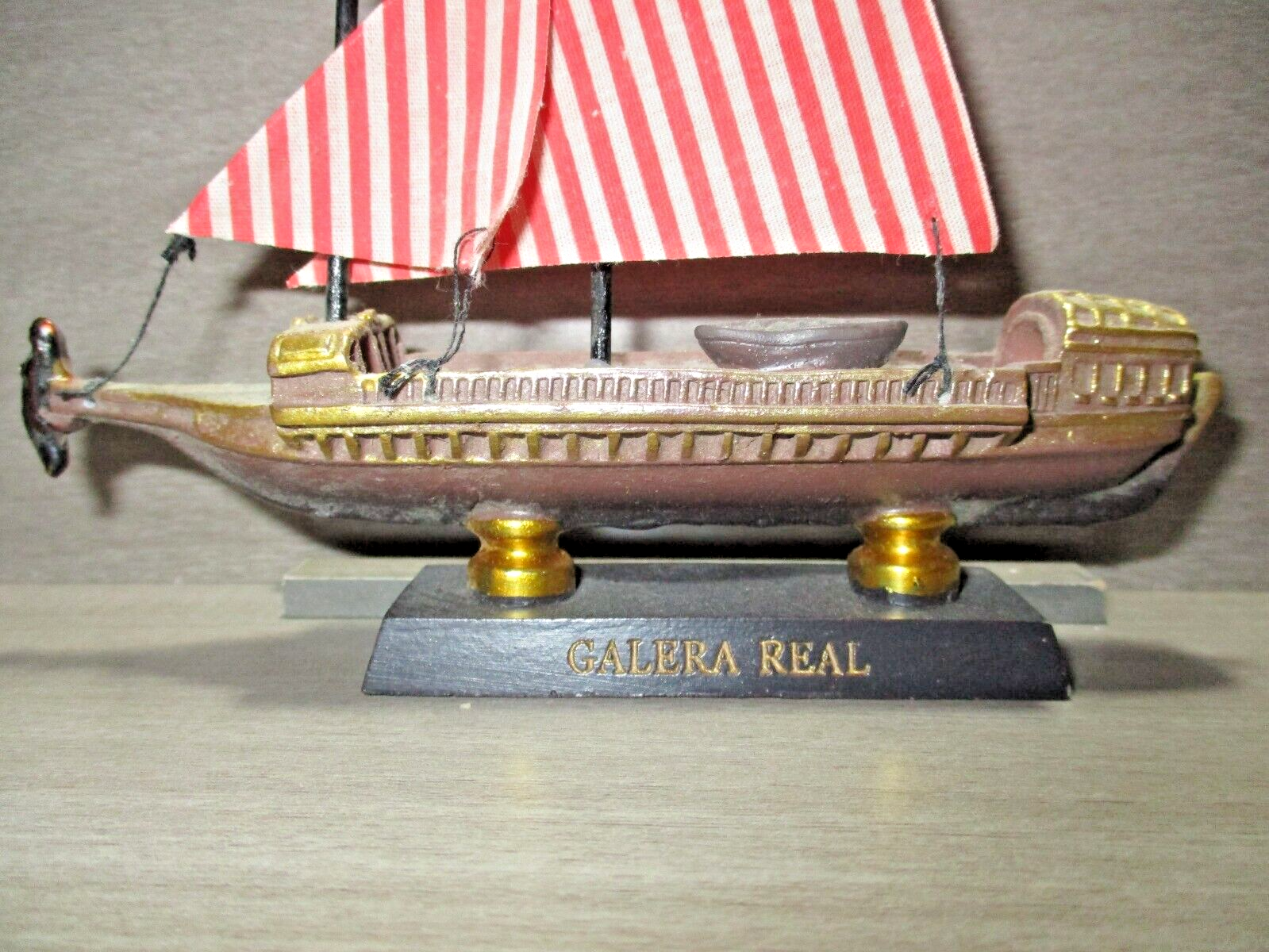 Picture 3 of 8