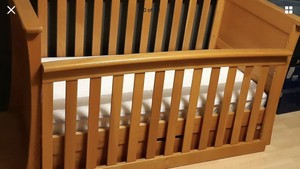 mamas and papas solid oak cot bed