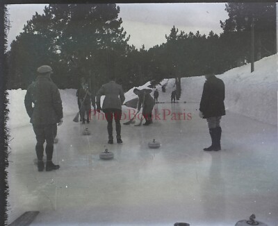 Snow Game Photo NEGATIVE Stereo Glass Plate c1920 Vintage V28L11n9
