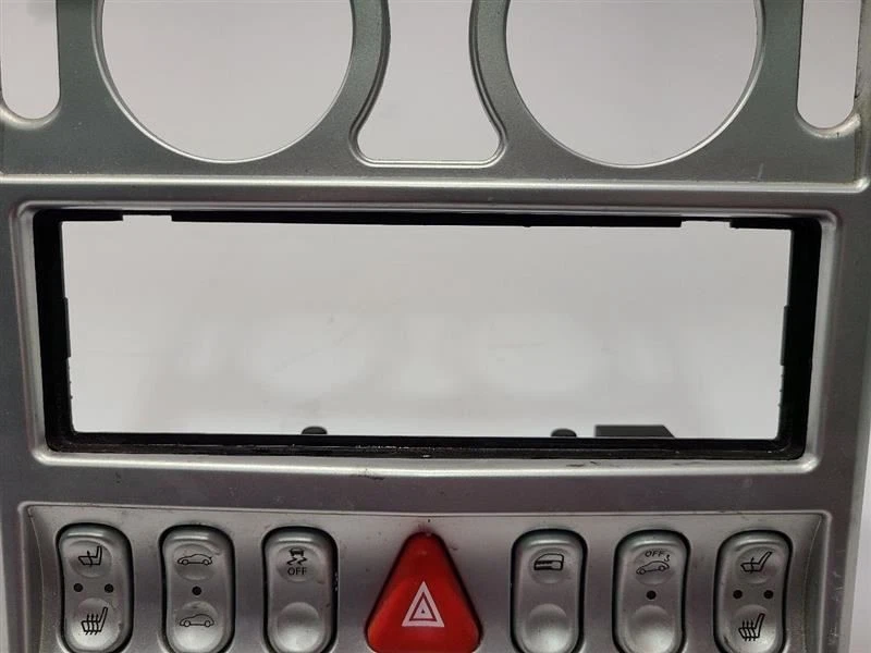 Chrysler Crossfire 2004 2005 radio moldura interruptor peligro bisel A1938200610 Foto 3 de 4