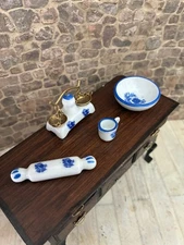 Dolls House 1/12 Scale Miniature Porcelain Reutter Kitchen Cooking Accessories