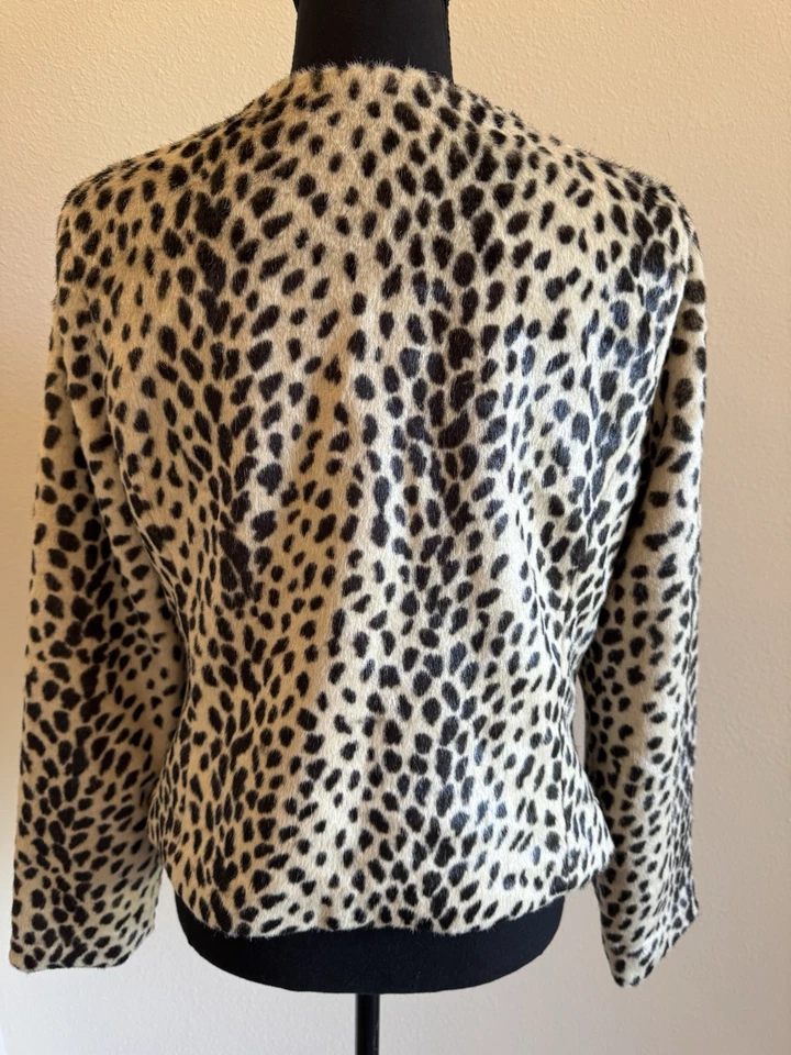 faux fur coat Sz Med Black And White new — 第 2/4 张图片