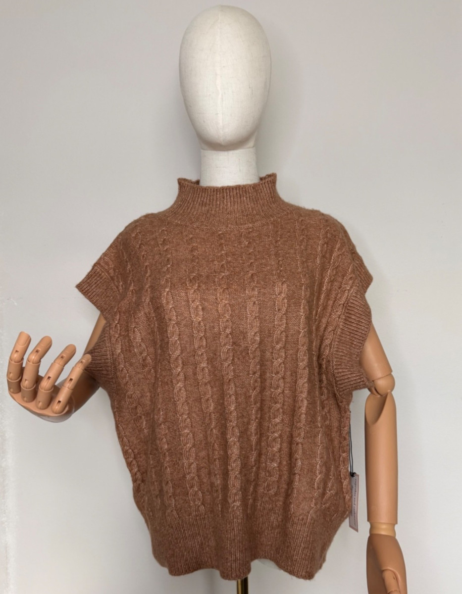 Cupcakes and Cashmere Women’s Camel Cable Knit Mock Neck Sweater Top Size L NWT