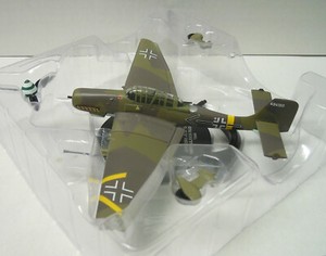 Fertigmodell Metall,Neu Atlas 1:72 UH-1N