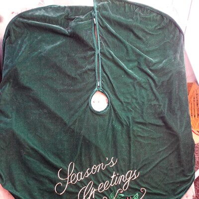 Seasons Greetings Green Tree Skirt 44'' Diameter  Christmas Holiday