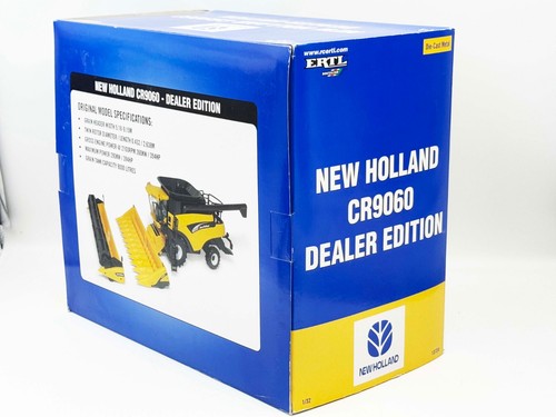 1/32 New Holland CR9060 Combine Dealer Edition - Picture 3 of 3