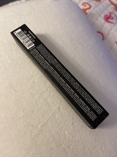 Farmasi Mascara Full Blast Black Thickens Lengthens Full Fan Effect NEW - Picture 4 of 6