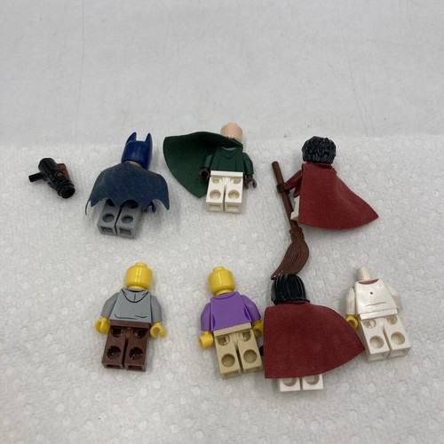 Vintage LEGO Minifigures Lot Figures w/ Accessories (Batman Harry Potter) - Picture 6 of 6