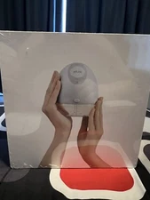 Elvie Curve Wearable Silicone Breast Pump - White