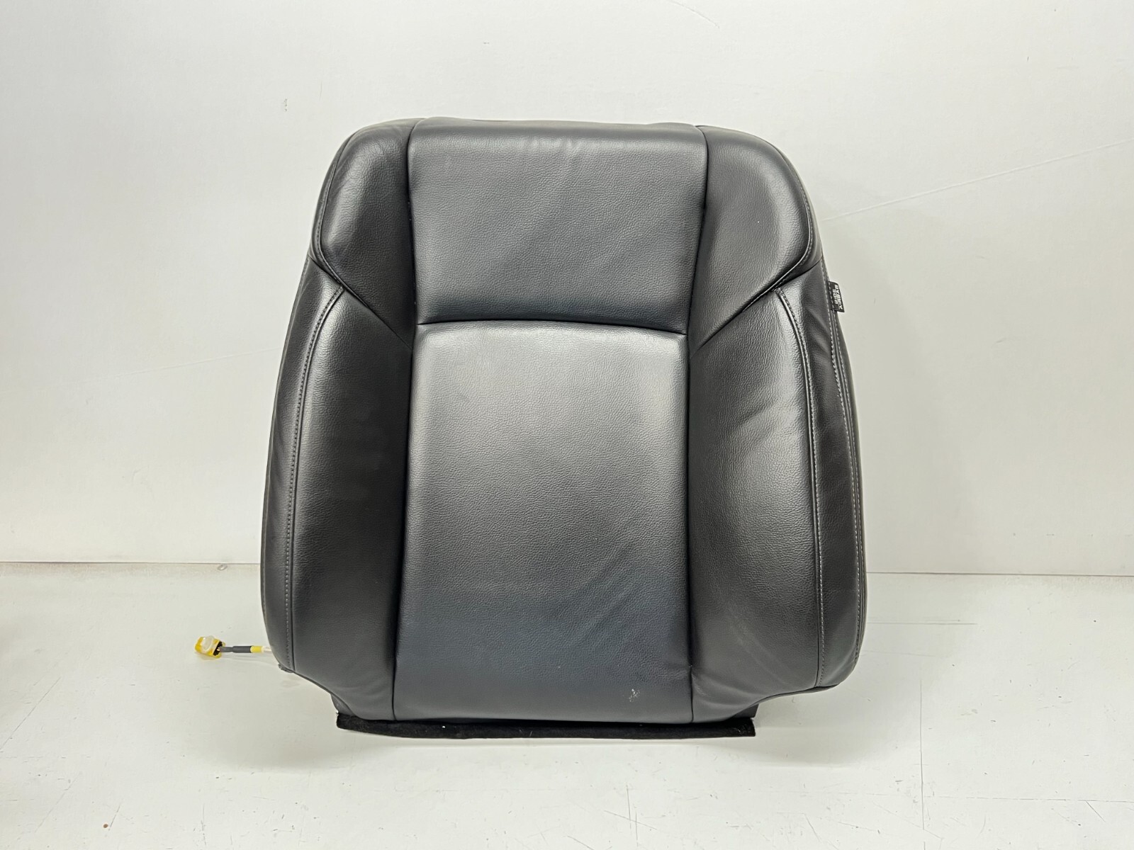 2014-2015 Acura RLX Black Driver Side Upper Seat Cushion OEM LOT3549