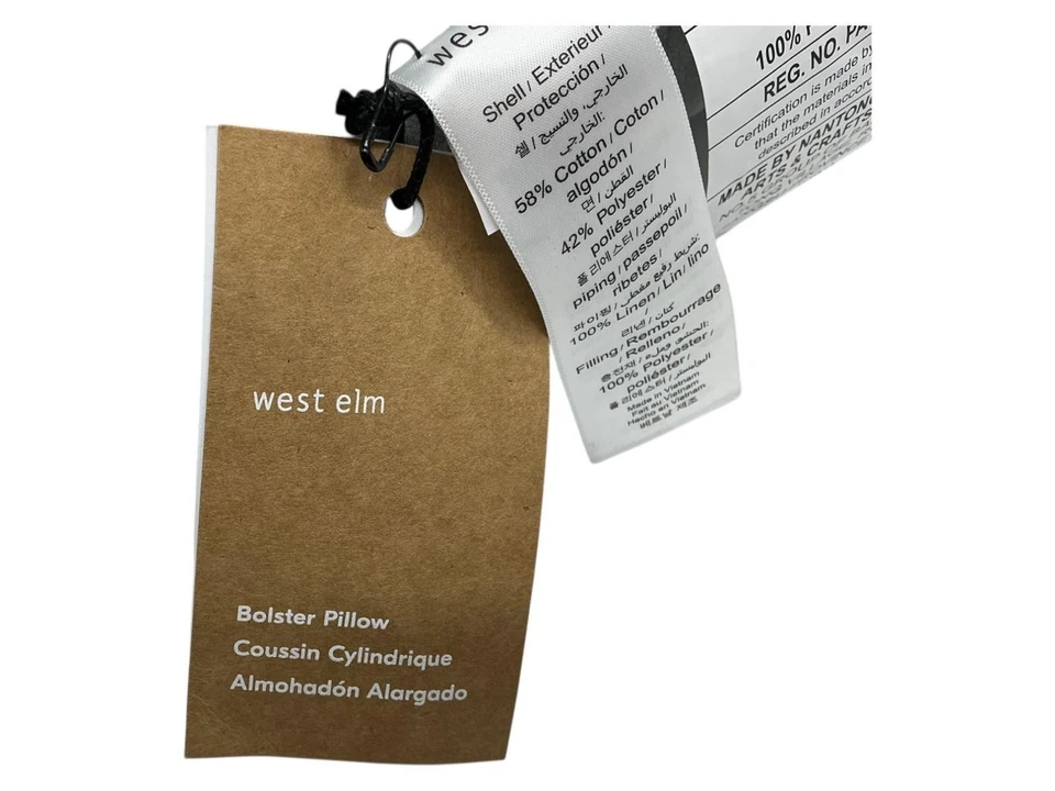 Almohada acolchada West Elm 58 % algodón 42 % poliéster carcasa 100 % poliéster relleno de fibra Foto 3 de 3