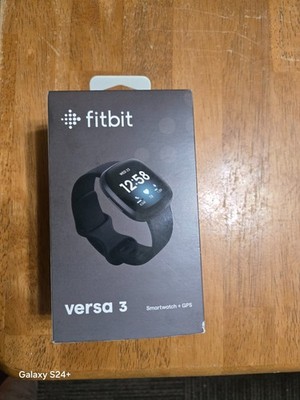 Fitbit Versa 3 Smart Watch plus GPS- Black