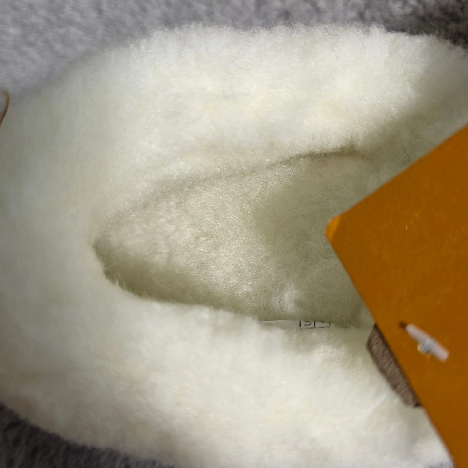 EMU Ridge 澳大利亚麂皮绒美利奴羊毛衬里豹纹羊毛拖鞋 8 码全新带盒 — 第 2/4 张图片