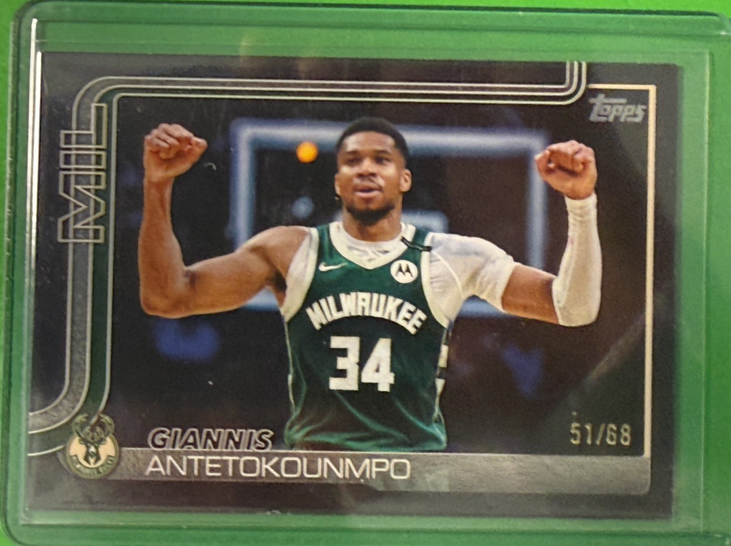 2025-26 Topps Flagship GIANNIS ANTEKOUNMPO Black /68 Milwaukee Bucks #54
