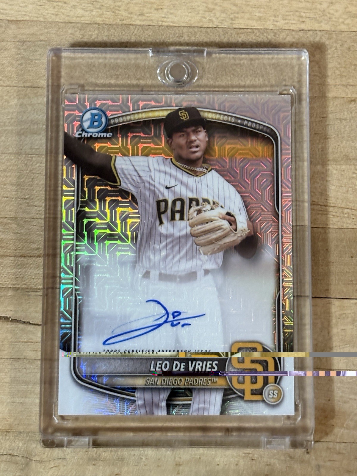 2025 Bowman Chrome Prospect Mega Box Autographs Leo de Vries #BMA-LD