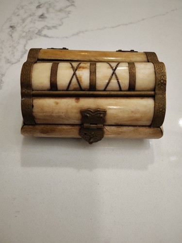 Old Antique Finish Vintage Camel Bone And Brass Jewelry Trinket Box Lined - Picture 2 of 14