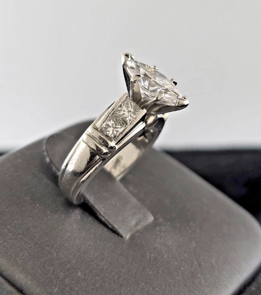 Ladies Scott Kay Marquise & Princess Cut Diamond Platinum Ring 1.93 carats - Image 4 of 4