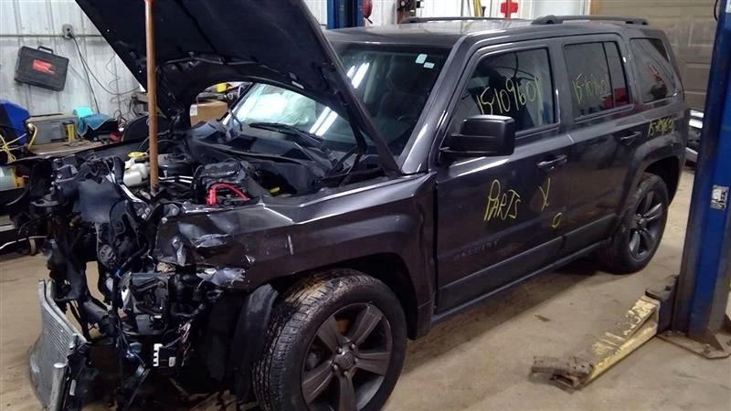 Manija de puerta trasera vertical estilo clásico motor usado 2,0 L se adapta a 11-17 COMPASS 10268 Foto 2 de 4