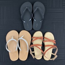 Cat Jack Old Navy Girls Size 12-13 Large Sandals Flip Flops Mixed Lot Set