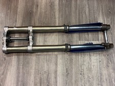 Forcella Husqvarna TE 450 capovolta con ponti Marzocchi Shiver USD