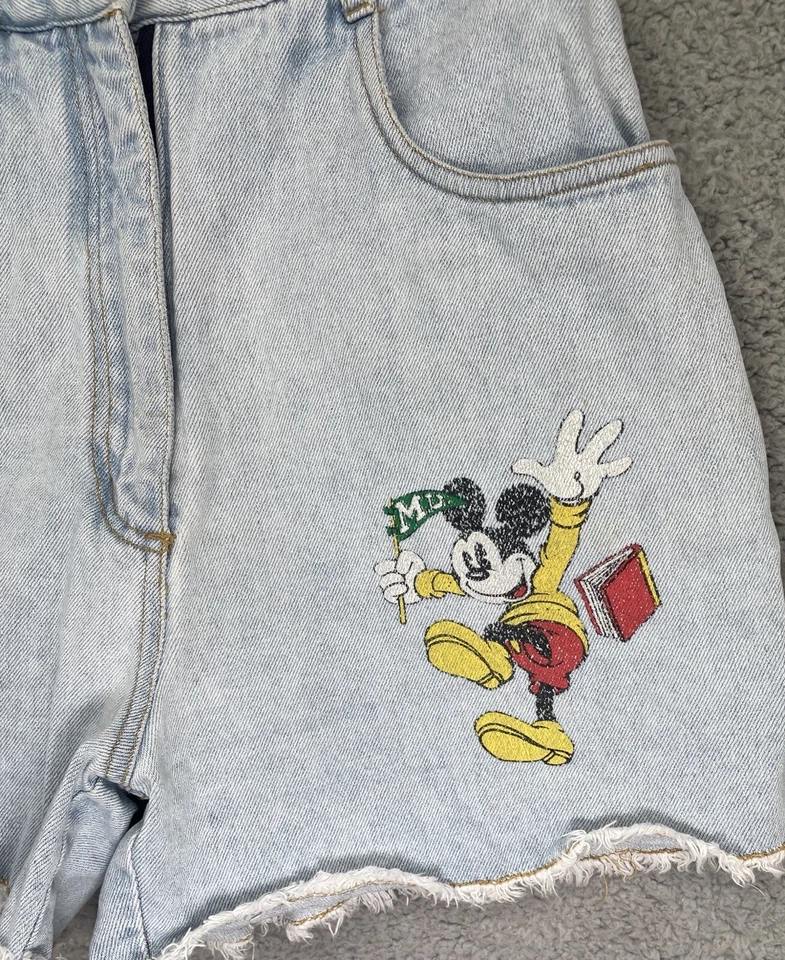 De colección Años 90 Disney Mickey Mouse M.U. Pantalones cortos de jean talla 7/8 azul claro Foto 2 de 4