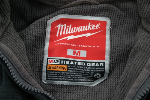 Milwaukee Heated Jacket Mens Medium Black M12 Fleece Lined Battery NOT Included - Picture 2 of 6