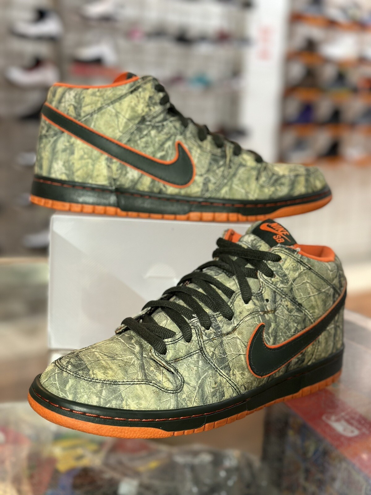 nike sb dunk mid camo
