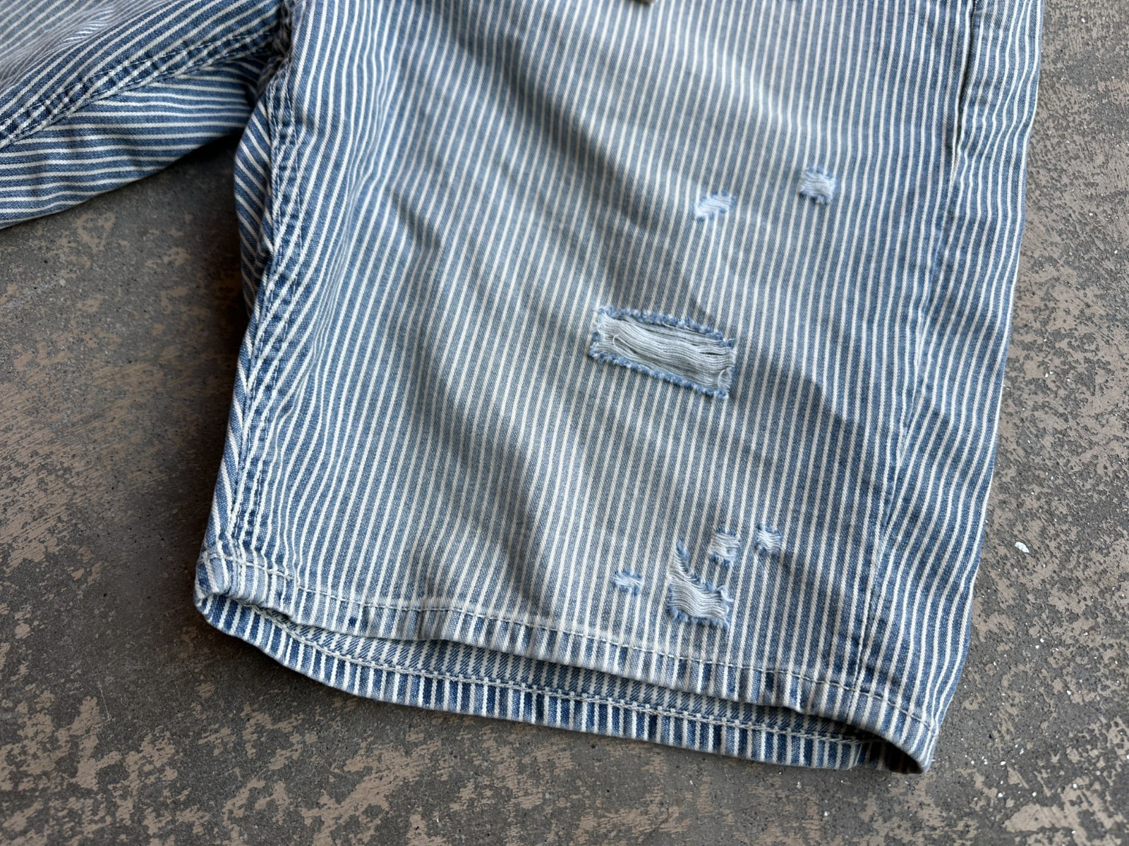 Rare NWT Vintage Gap Workforce Hickory Striped Distressed Shorts image 3