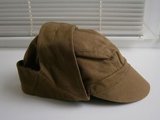 Cappello soldatini sovietici Ushanka uniforme militare russa URSS esercito eccedenza anni 80