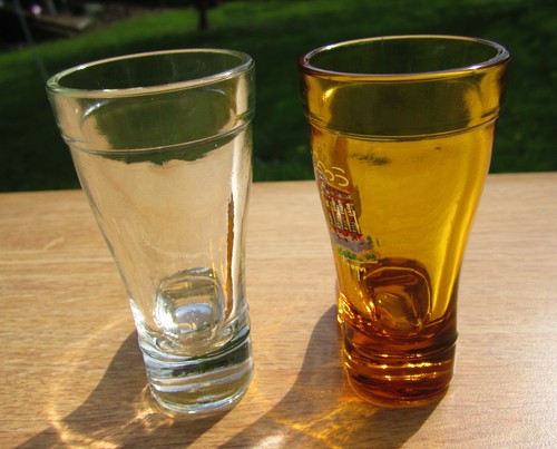 2 Vintage Amber & Clear MOD DEP Roma Fontana Di Trevi BOOT Jigger SHOT GLASSES - Picture 4 of 12