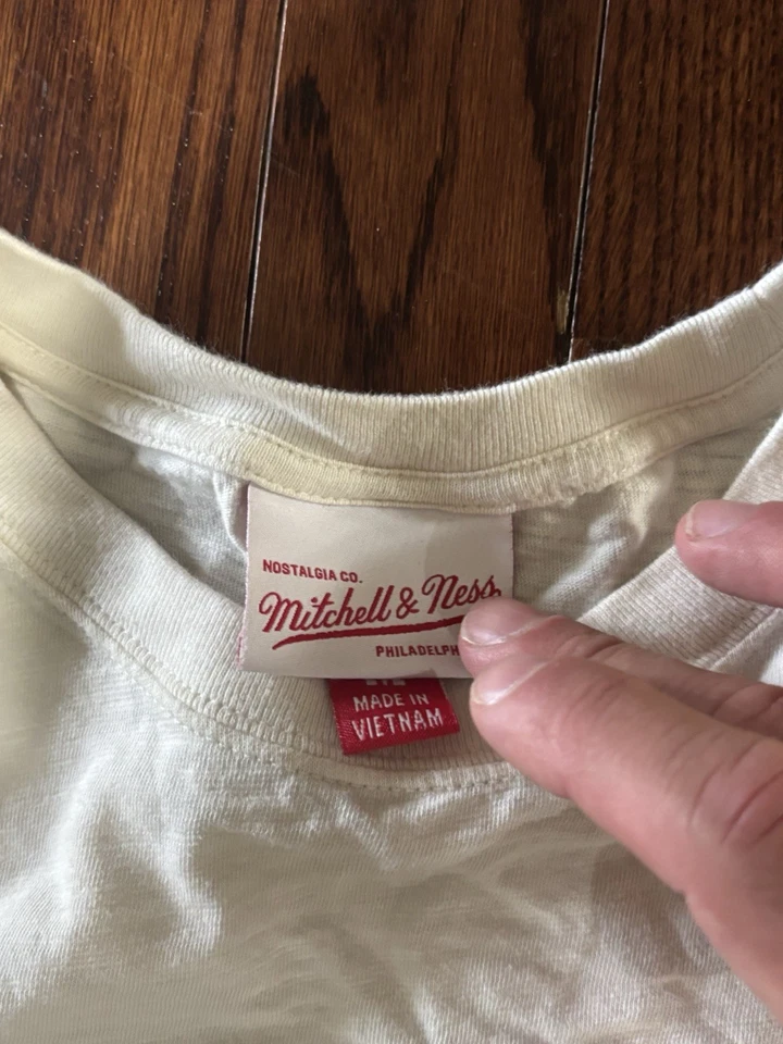 Camisa Mitchell & Ness MLS Nashville SC Para Hombre Mediana Foto 2 de 4